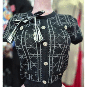 Top Estampado con Lazo Decorativo