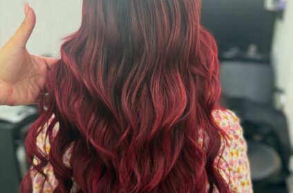 Balayage fantasía en tonos cálidos · Melena Perfecta by Emily, Ponce