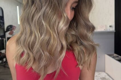 Balayage rubio platinado · Melena Perfecta by Emily, Puerto Rico